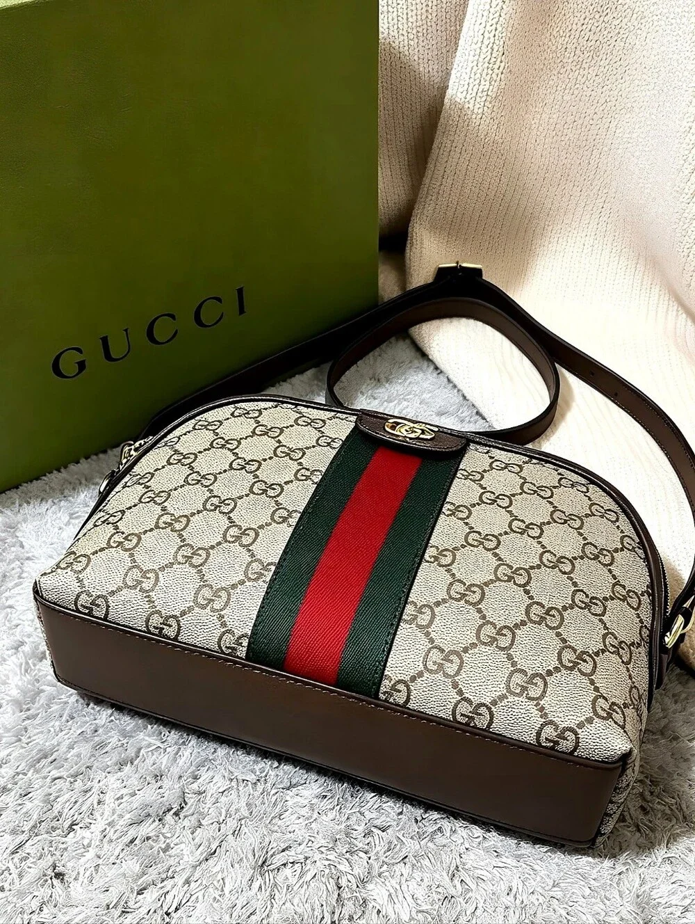 Gucci Ophidia GG Supreme Small Shoulder Bag - Picture 6 of 6